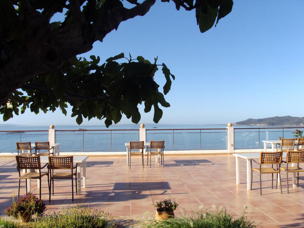 Hostal Marblau Ibiza Bagian luar foto