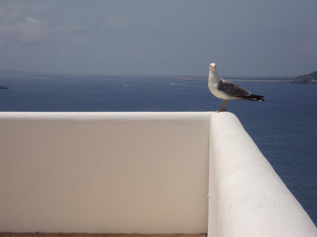Hostal Marblau Ibiza Bagian luar foto